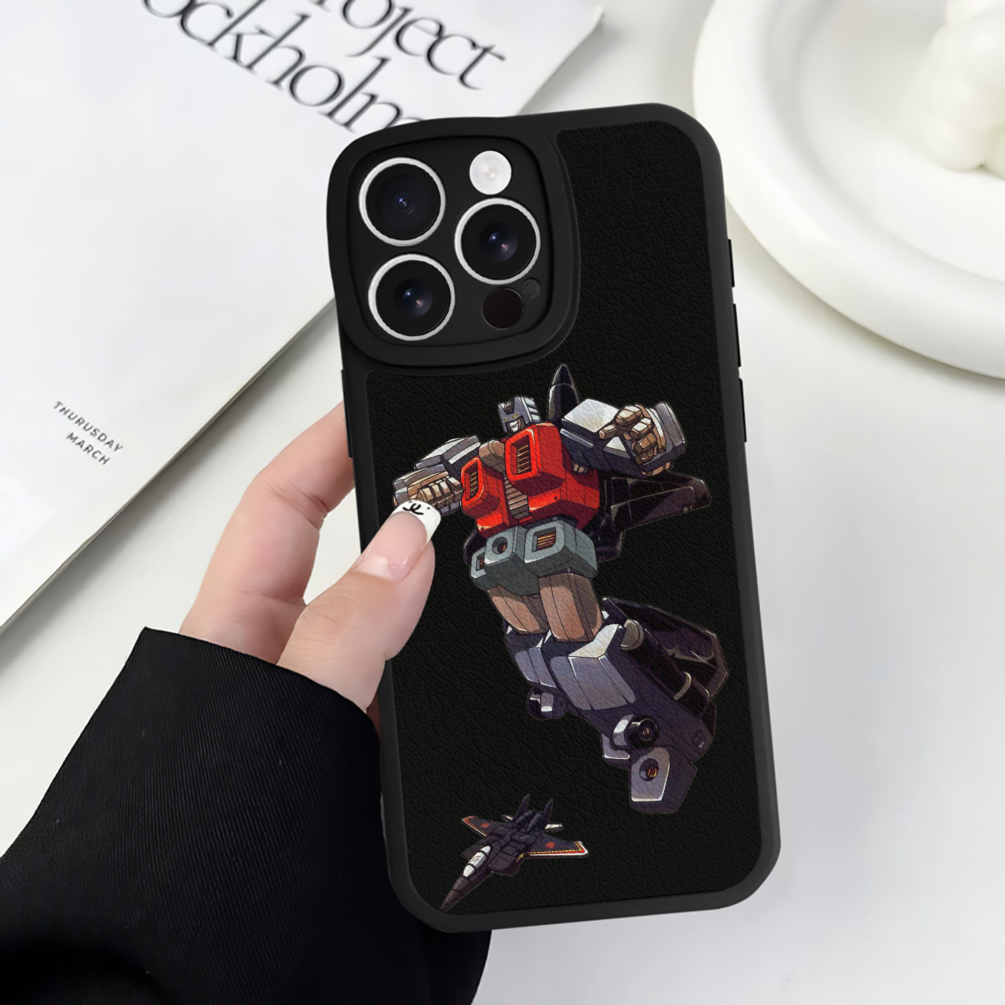 （画像用）  【iPhone 16シリーズ対応】シリコンスマホケース（レザー調） 材質：シリコン